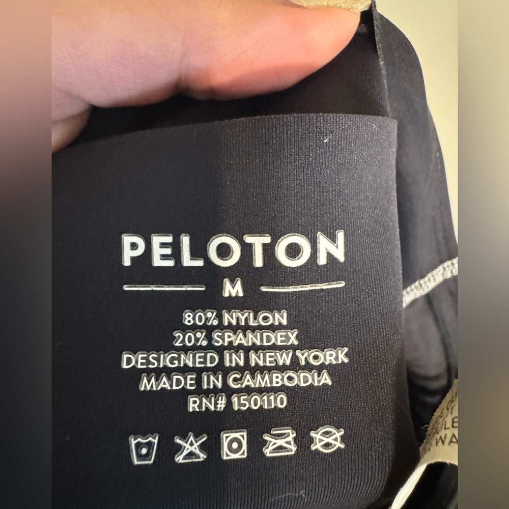 Peloton Move Mission Reflective Seam Legging Activewear Black - Picture 7 of 8